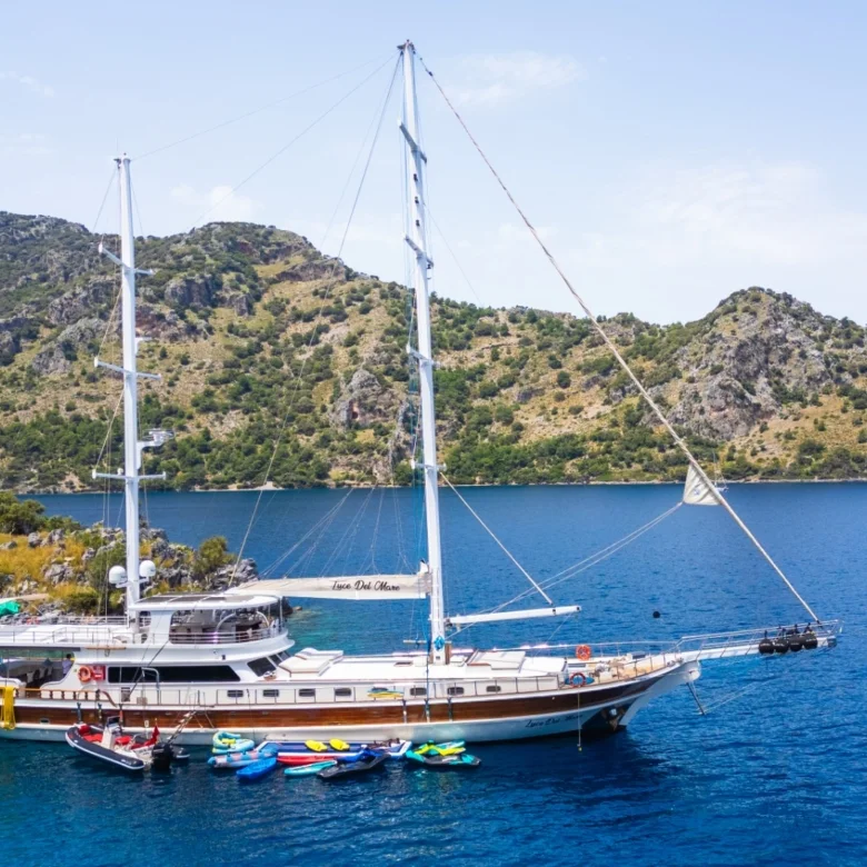 Gulet Luce Del Mare