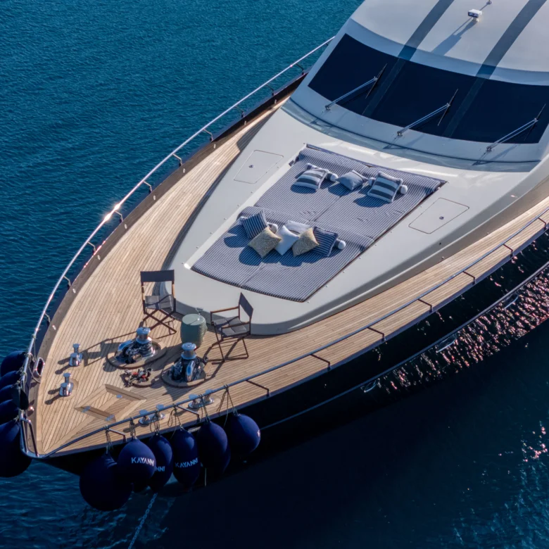 Charter Yacht | KAYANNI