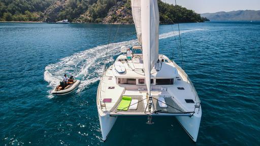 Katamaran Lagoon 450