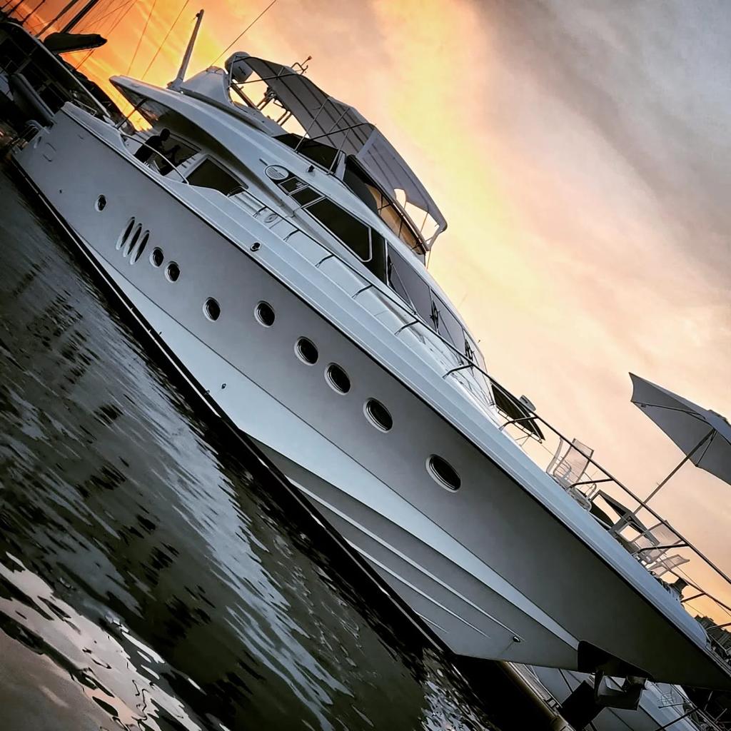 Motoryat Posilipo Tecnama 85