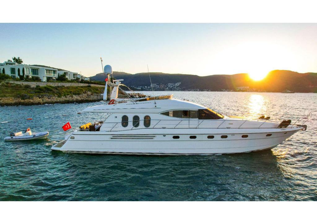 Motoryat Princess 21m